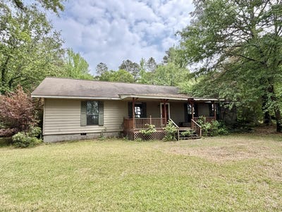 /international/us/12305-county-road-9-millport-al-110107652423/