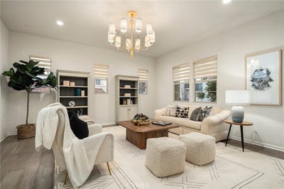/international/us/3395-calle-del-sol-brea-ca-110098349027/