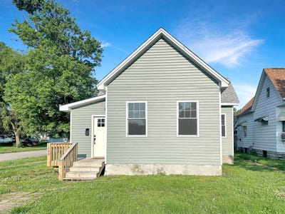 /international/us/1200-n-10th-st-terre-haute-in-110099873777/