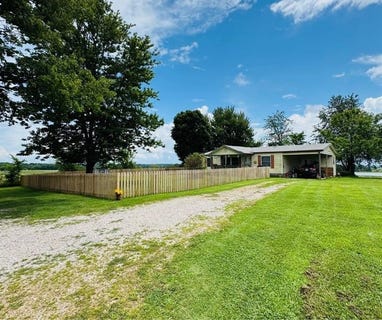 /international/us/7269-clifty-hwy-unit-house-huntsville-ar-110101036968/