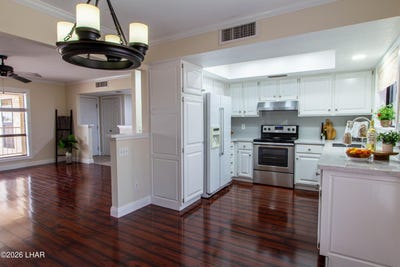 /international/us/2898-jamaica-blvd-s-lake-havasu-city-az-110120088844/