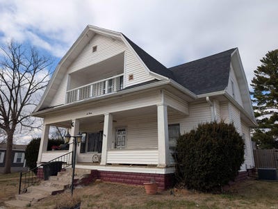 /international/us/620-w-3rd-street-bicknell-in-110106002274/