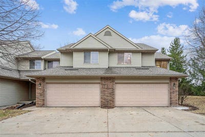/international/us/2325-mulberry-street-coralville-ia-110106370618/