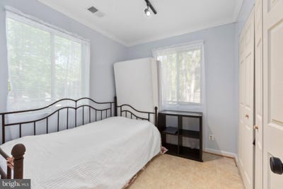 /international/us/303-wilderness-drive-locust-grove-va-110099134746/