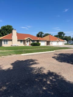 /international/us/135-s-3rd-street-dighton-ks-110101404433/