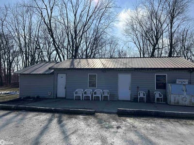 /international/us/104-e-river-road-oakville-ia-110095005279/?lang=zh-tw