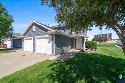 /international/us/5307-w-boxwood-pl-sioux-falls-sd-110108658774/