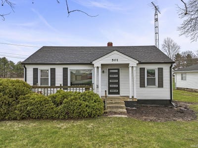 /international/us/501-s-main-street-kirklin-in-110107194756/