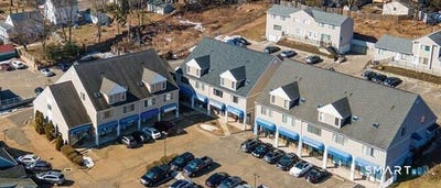 /international/us/1690-dixwell-avenue-hamden-ct-110107780106/