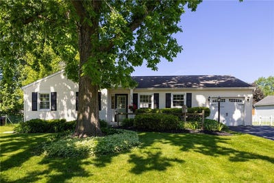 /international/us/139-gate-house-trail-henrietta-ny-110108365071/