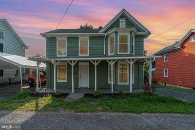 /international/us/226-n-market-street-duncannon-pa-110101244646/