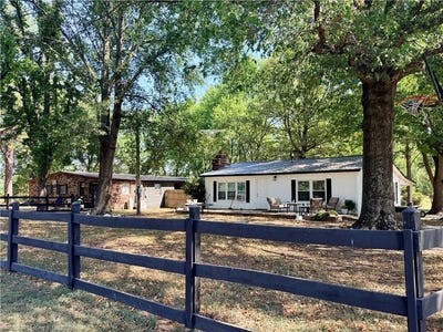 /international/us/104167-4680-rd-sallisaw-ok-110110327629/