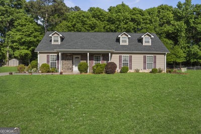 /international/us/398-clydes-way-jackson-ga-110107345479/
