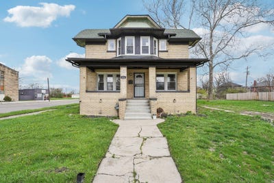 /international/us/956-glynn-court-detroit-mi-110107460756/
