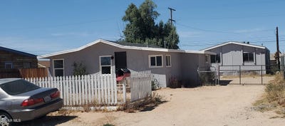 /international/us/26853-anderson-street-boron-ca-110108233591/