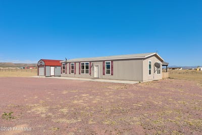 /international/us/26875-n-red-tail-lane-paulden-az-110098857092/
