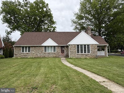 /international/us/1400-oak-hill-avenue-hagerstown-md-110108143632/