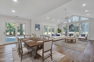 /international/us/17-bridgeport-lane-hilton-head-island-sc-110097668149/