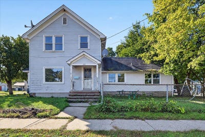/international/us/502-st-lawrence-avenue-beloit-wi-110120055065/