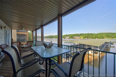 /international/us/133-cedar-glen-court-camdenton-mo-110108909953/