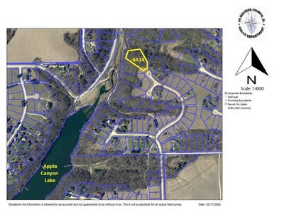 /international/us/4a34-stevens-court-apple-river-il-110105838802/