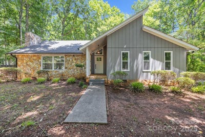 /international/us/138-ivy-lane-mocksville-nc-110100398222/