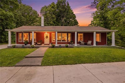 /international/us/2100-n-littleville-road-avon-ny-110108443537/