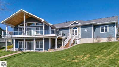 /international/us/1693-manchester-way-gladwin-mi-110107880017/