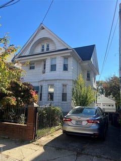 /international/us/9432-86-avenue-woodhaven-ny-110107192160/
