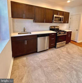 /international/us/2233-bonaffon-street-philadelphia-pa-110108802212/