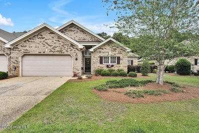 /international/us/1123-lillibridge-drive-leland-nc-110108337721/