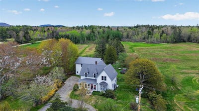 /international/us/2694-us-hwy-1-sullivan-me-110108179329/