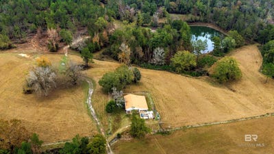 /international/us/9023-county-road-34-millry-al-110103974138/