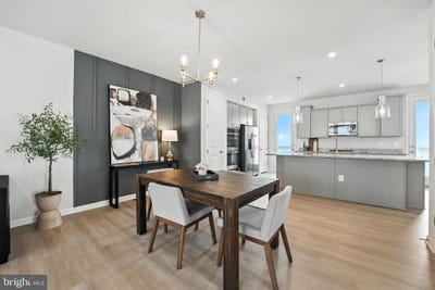 /international/us/18286-summit-pointe-drive-triangle-va-110100351277/?lang=zh-tw