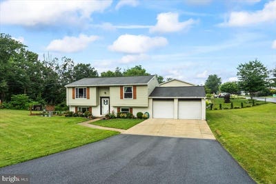 /international/us/1615-greenwood-drive-lebanon-pa-110100982086/