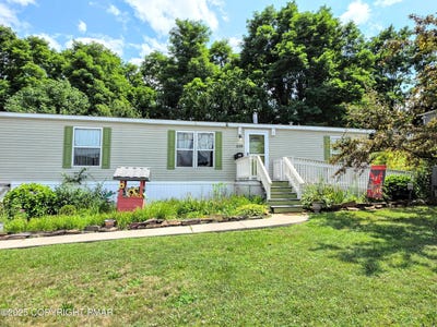 /international/us/210-avenue-a-palmerton-pa-110101189835/
