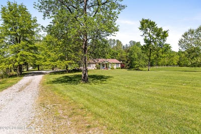 /international/us/4114-nat-rogers-rd-boston-ky-110107463348/