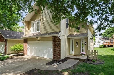 /international/us/12015-mackey-street-overland-park-ks-110108539135/