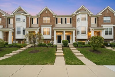 /international/us/15317-sheffield-square-parkway-orland-park-il-110107866627/