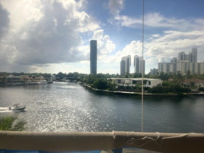 /international/us/19667-turnberry-way-miami-fl-110106456276/