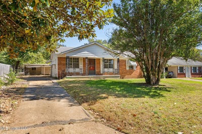 /international/us/1818-vaught-circle-southaven-ms-110108380551/