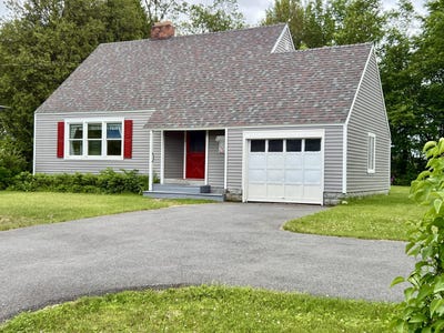 /international/us/809-state-route-374-cadyville-ny-110100312094/