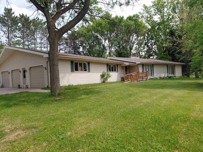 /international/us/301-n-schmidt-avenue-marshfield-wi-110108551783/