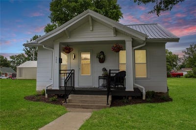 /international/us/505-w-broadway-street-higginsville-mo-110108999678/