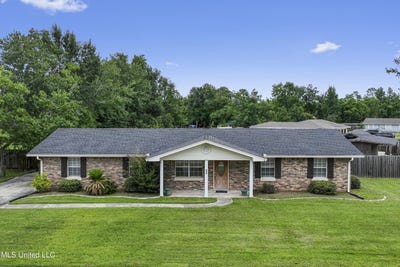 /international/us/904-waveland-avenue-waveland-ms-110101052638/?lang=id