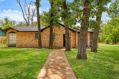 /international/us/3545-w-houston-street-paris-tx-110119427056/