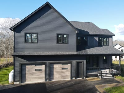 /international/us/448-blackstrap-road-falmouth-me-110108426483/