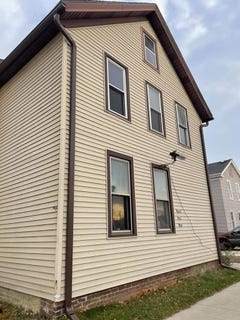 /international/us/625-s-14th-st-sheboygan-wi-110107909675/