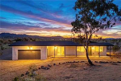 /international/us/2670-n-sage-avenue-landers-ca-110104309233/