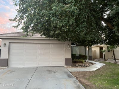 /international/us/8143-w-mary-ann-drive-peoria-az-110108480644/